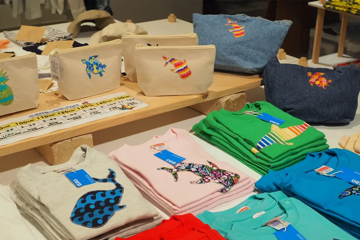 艺术T恤展