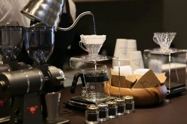 Doug's Coffee 咖啡館ART 石垣岛酒店分店