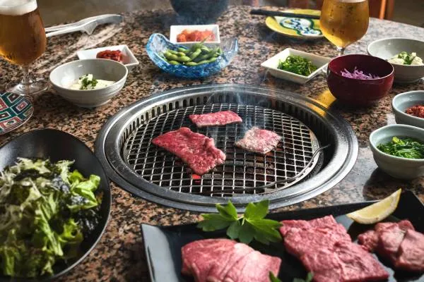 烤肉 & 中国HARUSA餐厅